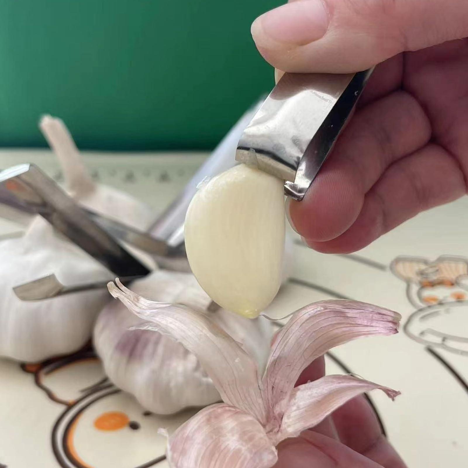 Kitchen Gadgets And Equipment - 1-delige keukenset: knoflookpeller en visgraatpincet -