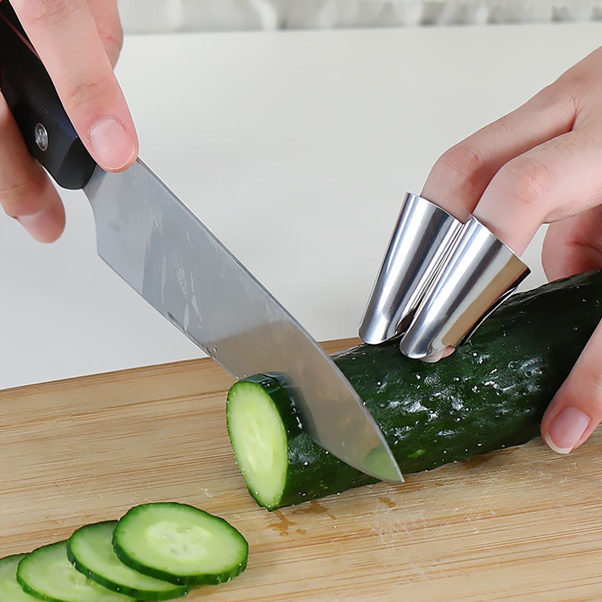 Kitchen Gadgets Cool - Roestvrijstalen vingerbeschermer Vinger Handgesneden Handbeschermer Groentesnijden